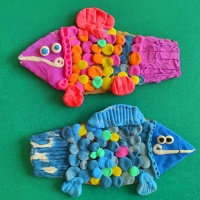«Рыбка». Мастер-класс для детей по лепке из лёгкого пластилина