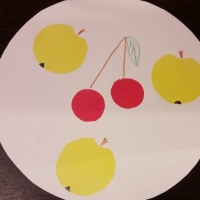 План-конспект занятия по аппликации «Ягоды и яблоки на блюдечке» с детьми 4–5 лет
