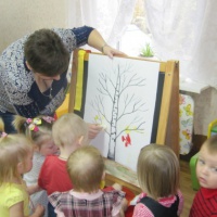 Конспект ООД с детьми второй группы раннего возраста «Осеннее дерево»