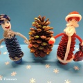 Новогодние сувениры из еловых шишек. Мастер-класс по изготовлению Деда Мороза и Снегурочки