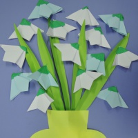 Мастер-класс по изготовлению коллективной работы «Подснежники в вазе» в технике «оригами»
