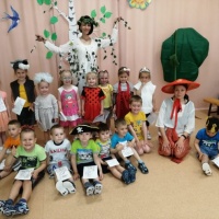 Сценарий летнего развлечения «В гости к берёзке» в средней группе