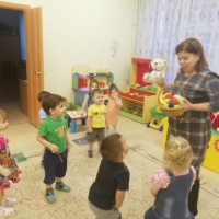 Конспект НОД в группе раннего возраста по игровой деятельности «В гости к нам пришёл Мишка»