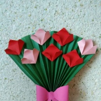 Мастер-класс по изготовлению поделки из цветной бумаги в технике «оригами» с элементами аппликации «Букет»