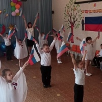 Сценарий музыкально-спортивного развлечения «День России» для старшего дошкольного возраста