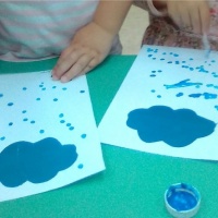 «Веселый дождик». Конспект занятия по нетрадиционному рисованию ватными палочками в группе раннего возраста