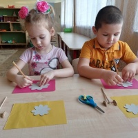 Что можно нарисовать на плакат ко дню матери. Смотреть фото Что можно нарисовать на плакат ко дню матери. Смотреть картинку Что можно нарисовать на плакат ко дню матери. Картинка про Что можно нарисовать на плакат ко дню матери. Фото Что можно нарисовать на плакат ко дню матери