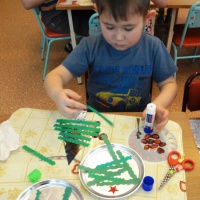 Календарное планирование работы по развитию художественного творчества детей 5–6 лет на январь — май