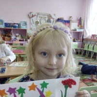 Цель Научить детей делать поздравительную открытку к празднику пап