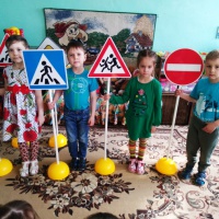 Конспект занятия по правилам дорожного движения в старшей группе детского сада