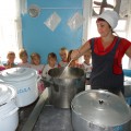 Экскурсия на кухню детского сада с детьми младшей группы. Фотоотчет