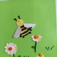 Мастер-класс по пластилинографии с элементами аппликации «Пчелка на полянке» для детей дошкольного возраста
