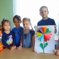 Детский мастер-класс по оригами «Цветик — семицветик — цветок, исполняющий желания»