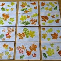 Фотоотчёт о НОД рисование красками «Осень, осень — листопад» в нетрадиционной технике «оттиск» — отпечатки листьев