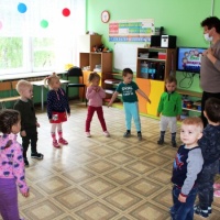 Сценарий праздника «День защиты детей — праздник счастливого детства» (вторая младшая группа)