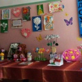 Фотоотчет о проведении выставки творческих поделок «Подарок маме», посвященной празднику «День матери»