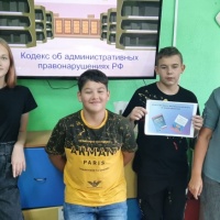 Фотоотчет о профилактической беседе с подростками в СРЦН «Административная ответственность»