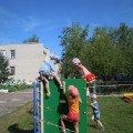Лето летом планирую провести небольшие игры соревнования на дальность полёта на меткость умение правильно бросать и ловить тарелку