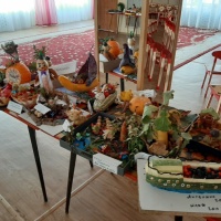 Выставка поделок из овощей и природного материала «Забавные овощата»