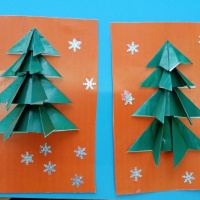 Детский мастер-класс по изготовлению новогодней открытки «Ёлочка» в технике оригами