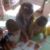 сюжетно ролевая игра готовим обед в младшей группе. detsad 289555 1568571606. сюжетно ролевая игра готовим обед в младшей группе фото. сюжетно ролевая игра готовим обед в младшей группе-detsad 289555 1568571606. картинка сюжетно ролевая игра готовим обед в младшей группе. картинка detsad 289555 1568571606. -- Конспект игры «Вкусный обед» в младшей группе