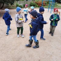 Фотоотчет о проведении подвижных игр на прогулках с детьми средней группы