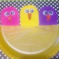 Мастер-класс «Аппликация из пластиковых тарелок и картона «Птенцы в гнезде»