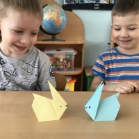 Детский мастер-класс по оригами «Зайчик» для детей средней группы