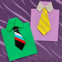 Мастер-класс по изготовлению открытки «Рубашка с галстуком» с использованием картона и декоративных лент
