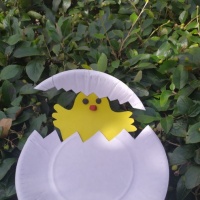 Мастер-класс по аппликации с использованием бумажной тарелки «Цыпленок в яйце» ко Дню домашних птиц на МAAM