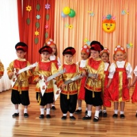 Конспект музыкального занятия для подготовительной группы с использованием ИКТ «Танцы народов России»