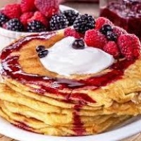 Какая же замечательная эта ягода Её можно кушать свежей а можно заготавливать впрок самыми разными способами сушить замораживать варить компоты и варенье