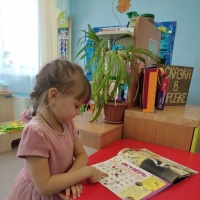 Расскажите детям о метеоприборах Метеобудка это будка в которой размещают приборы у нас это термометр и барометр требующие защиты от атмосферных осадков прямых солнечных лучей порывов ветра