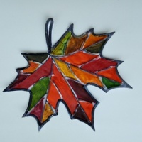 Конспект НОД по рисованию «Осенний кленовый лист» в технике «витраж»