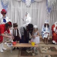 Сценарий новогоднего квеста «В поисках Деда Мороза и Снегурочки» для детей старшего дошкольного возраста