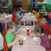 «День питания» в детском саду в средней группе