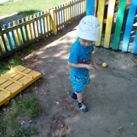 Поэтому вооружитесь тазиком губкой фартуком непромакайкой и пусть дети принимаются за дело