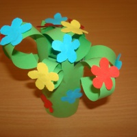 Мастер-класс по изготовлению поделки к празднику 8 марта «Букет цветов для мамы»