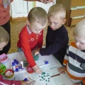 Всё зависело от развития у ребёнка пальчиков и рук