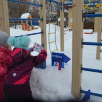 Сценарий зимнего спортивного праздника для детей старшего дошкольного возраста «День рождения Снеговика»