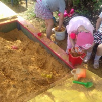 Консультация для родителей «Какая польза для детей от игры с песком»