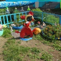 В его пределах осуществляется свободная двигательная и игровая деятельность детей