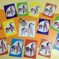 Конспект НОД по рисованию с элементами лепки «Дымковская игрушка — лошадка» в младшей группе