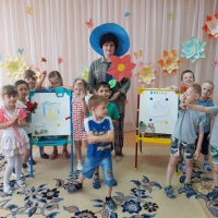 Сценарий летнего праздника в старше-подготовительной группе «Праздник лета встречаем, День защиты детей отмечаем»