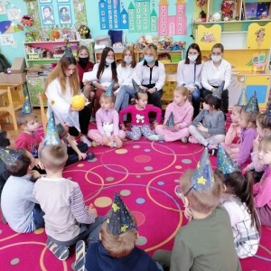 моя прабабушка седая такая милая родная стих. Смотреть фото моя прабабушка седая такая милая родная стих. Смотреть картинку моя прабабушка седая такая милая родная стих. Картинка про моя прабабушка седая такая милая родная стих. Фото моя прабабушка седая такая милая родная стих