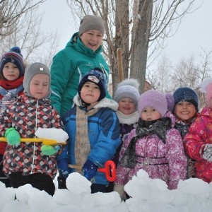Фотоотчет о зимних мероприятиях в подготовительной группе «Мы и компания снеговиков»
