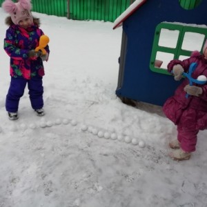 Фотоотчет «День снега в детском саду»