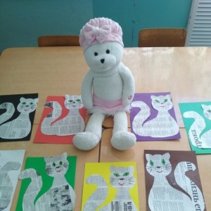 Детский мастер-класс по выполнению аппликации из газеты «Кошка Маша» для дошкольников средней группы ко Дню кошек на МAAM