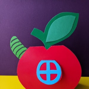 Мастер-класс по ручному труду «Яблочко с сюрпризом»