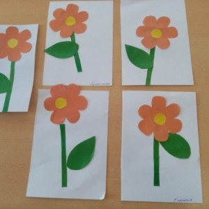 Конспект НОД по аппликации из готовых форм «Аленький цветок» с детьми второй группы раннего развития
